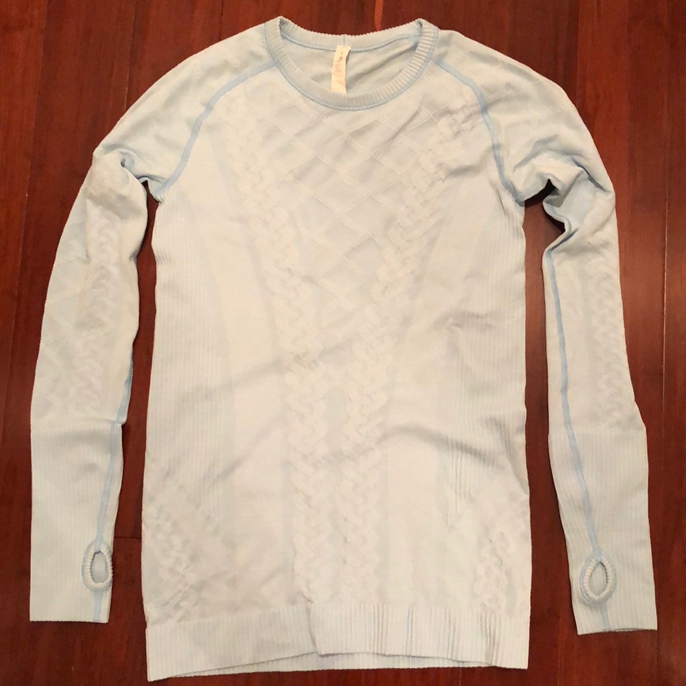 Lululemon long sleeve size 8
